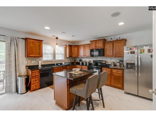 Photo of 75 Mauser Drive Photo of 75 Mauser Drive