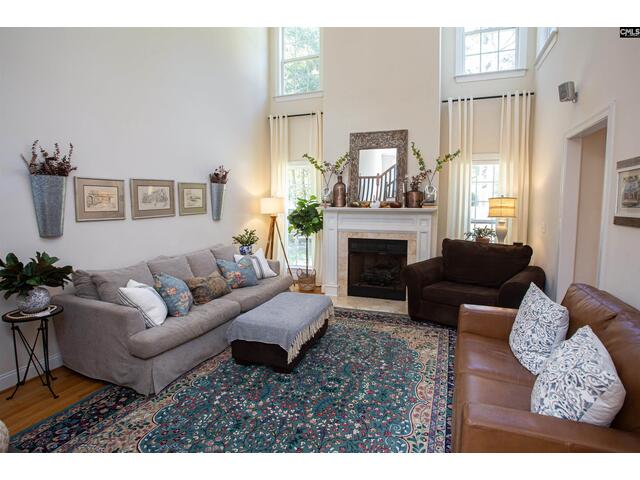 Photo of 384 Bloomsbury Circle Photo of 384 Bloomsbury Circle