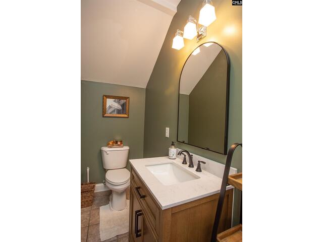 Photo of 384 Bloomsbury Circle Photo of 384 Bloomsbury Circle