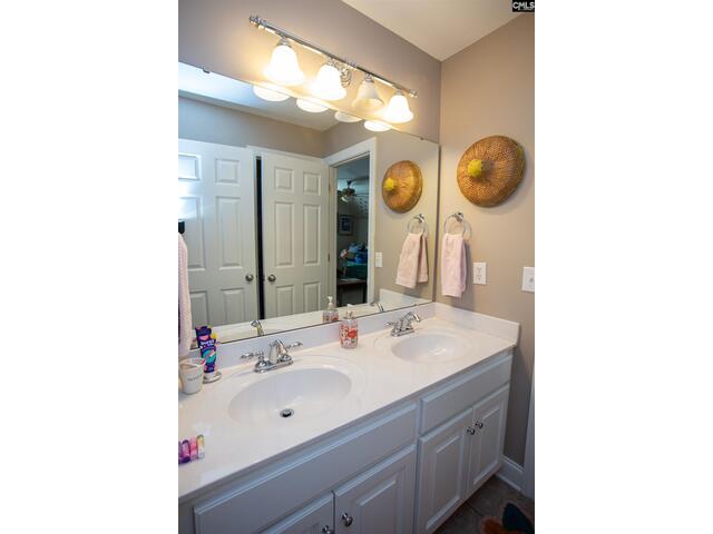 Photo of 384 Bloomsbury Circle Photo of 384 Bloomsbury Circle