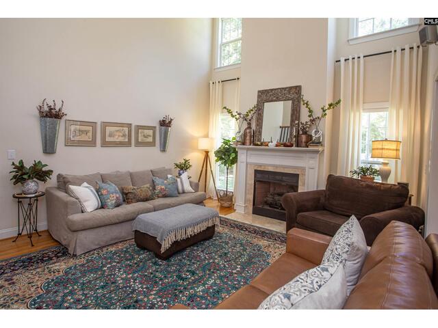 Photo of 384 Bloomsbury Circle Photo of 384 Bloomsbury Circle