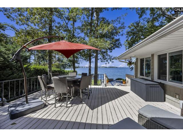 Photo of 131 West Circle Drive