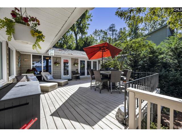 Photo of 131 West Circle Drive