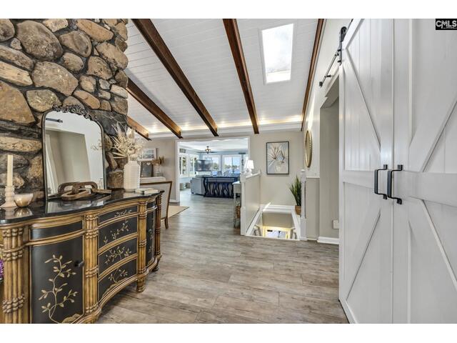 Photo of 131 West Circle Drive