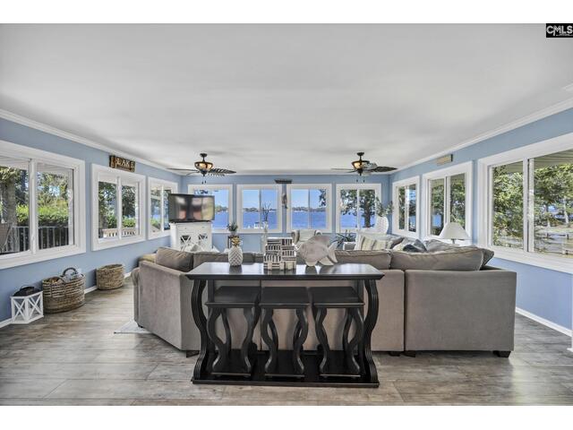 Photo of 131 West Circle Drive