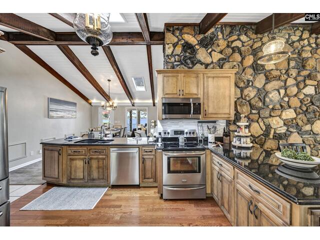 Photo of 131 West Circle Drive