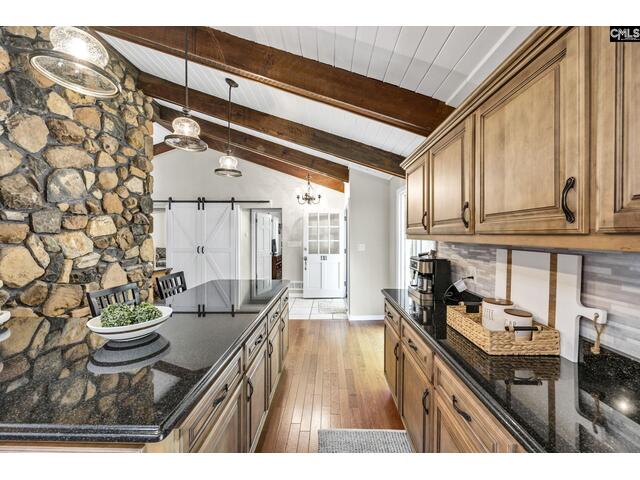 Photo of 131 West Circle Drive