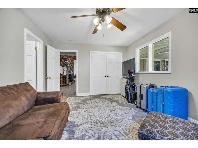 Photo of 131 West Circle Drive