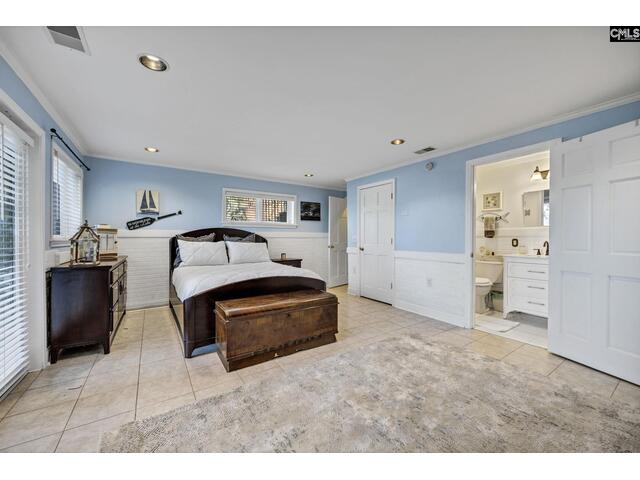 Photo of 131 West Circle Drive