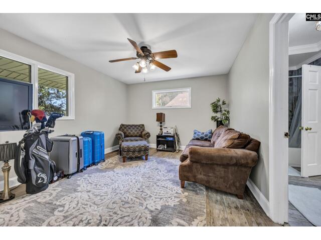 Photo of 131 West Circle Drive