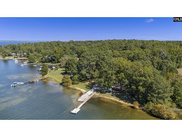 Photo of 131 West Circle Drive