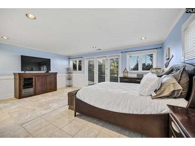 Photo of 131 West Circle Drive