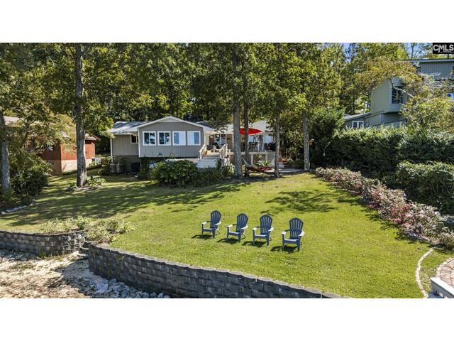 Photo of 131 West Circle Drive