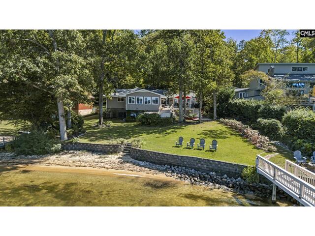 Photo of 131 West Circle Drive