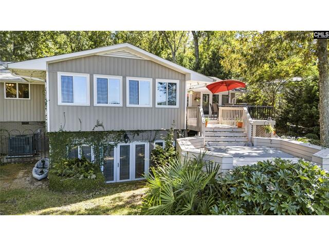 Photo of 131 West Circle Drive