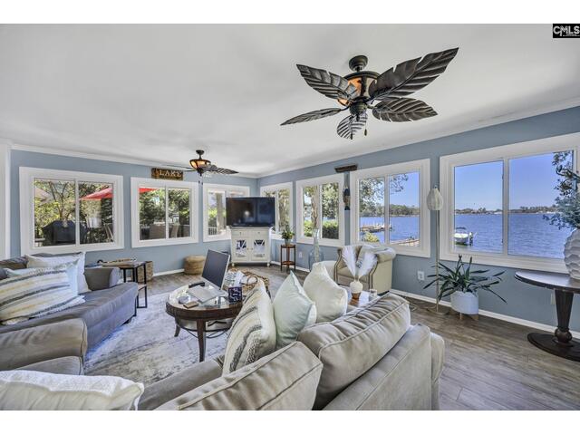 Photo of 131 West Circle Drive