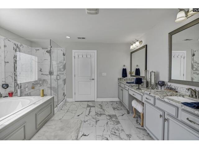 Photo of 576 Maple Valley Loop