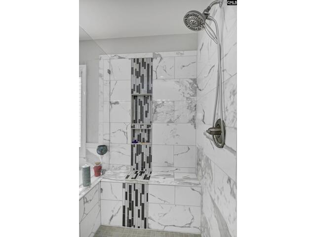 Photo of 576 Maple Valley Loop