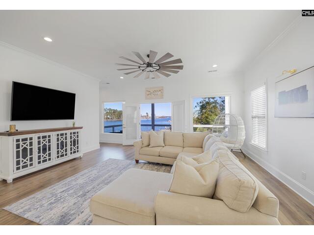 Photo of 375 Cabana Way