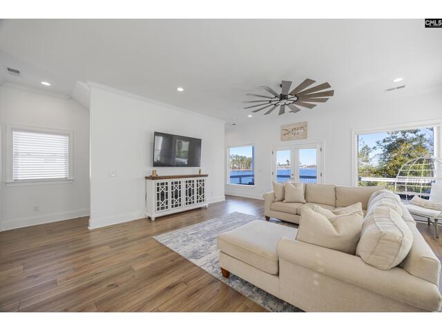 Photo of 375 Cabana Way