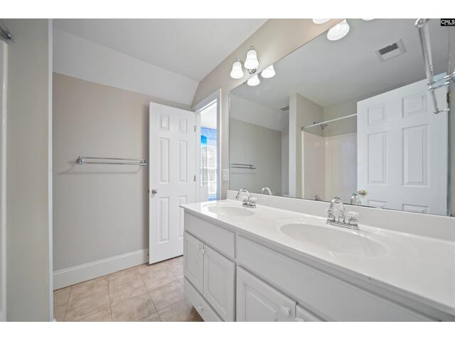 Photo of 100 Shores Edge Drive Photo of 100 Shores Edge Drive