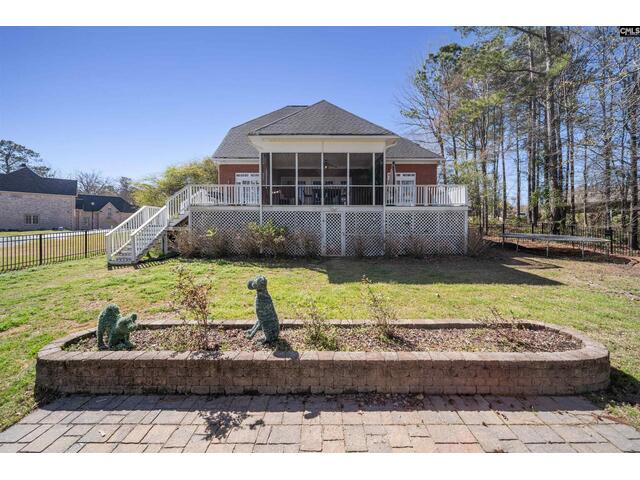 Photo of 100 Shores Edge Drive Photo of 100 Shores Edge Drive