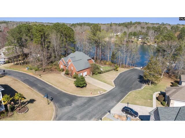 Photo of 100 Shores Edge Drive Photo of 100 Shores Edge Drive