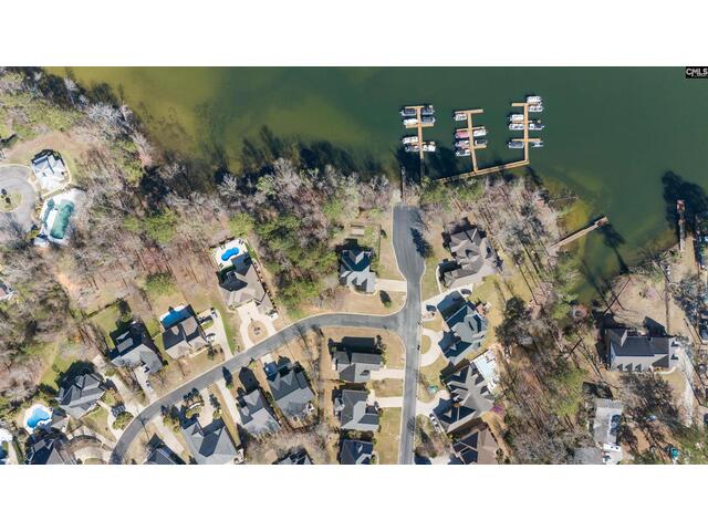 Photo of 100 Shores Edge Drive Photo of 100 Shores Edge Drive