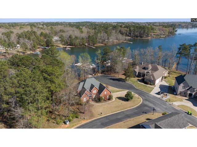 Photo of 100 Shores Edge Drive Photo of 100 Shores Edge Drive
