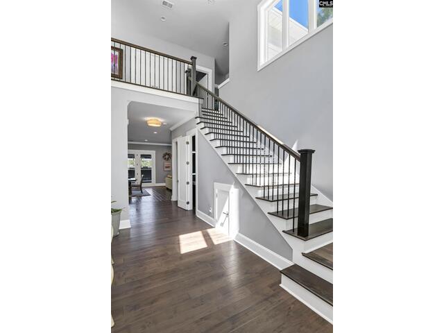 Photo of 806 Green Meadow Drive Photo of 806 Green Meadow Drive