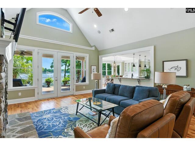 Photo of 133 Woodview Lane