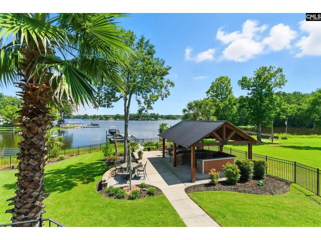 Photo of 133 Woodview Lane