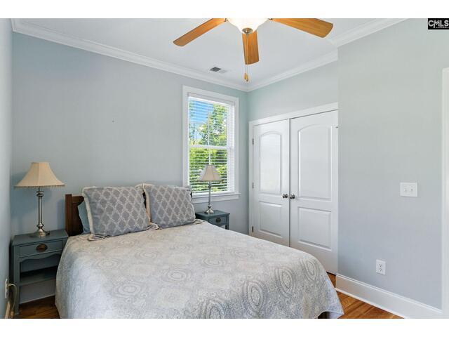 Photo of 133 Woodview Lane