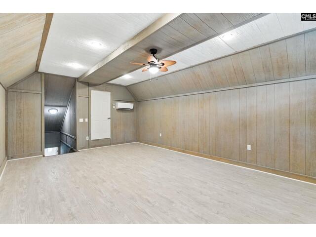 Photo of 133 Woodview Lane