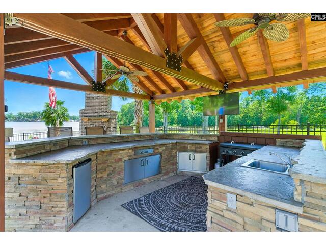 Photo of 133 Woodview Lane