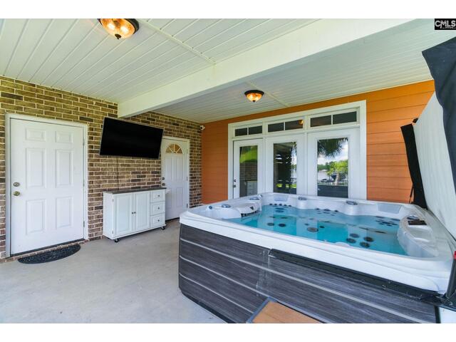 Photo of 133 Woodview Lane