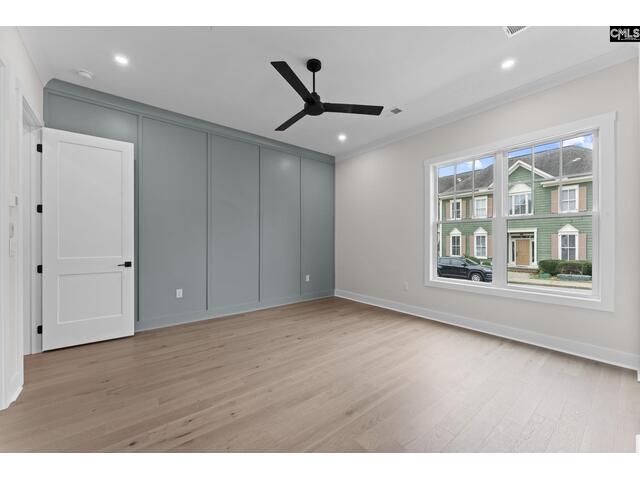 Photo of 147 Harborside Circle