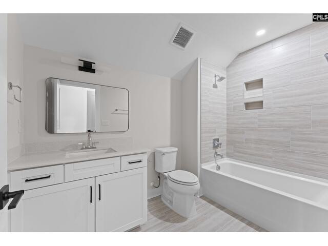 Photo of 147 Harborside Circle