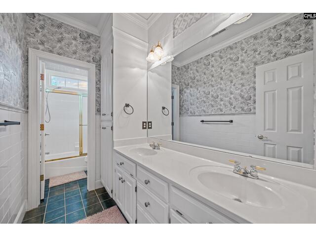 Photo of 400 Steeple Crest N