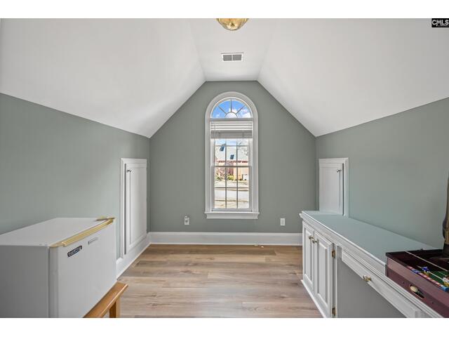 Photo of 400 Steeple Crest N