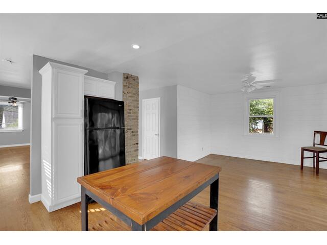 Photo of 1057 Lancaster Street Photo of 1057 Lancaster Street
