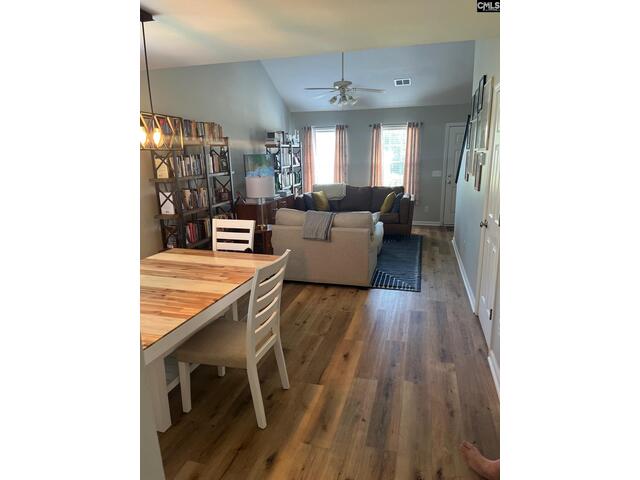 Photo of 100 Recluse Street