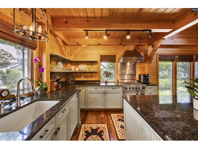 Photo of 140 Breezy Pointe Lane