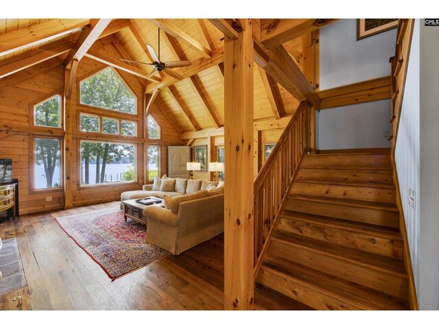 Photo of 140 Breezy Pointe Lane