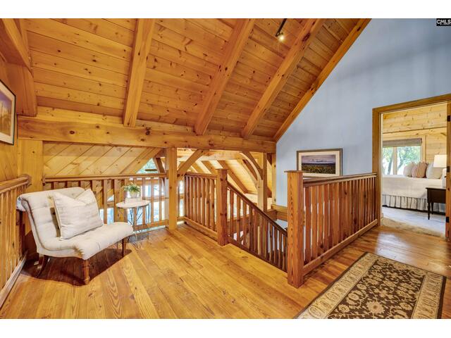 Photo of 140 Breezy Pointe Lane