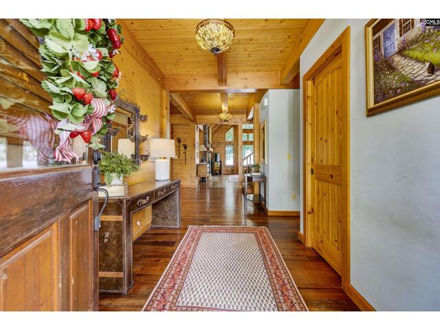 Photo of 140 Breezy Pointe Lane