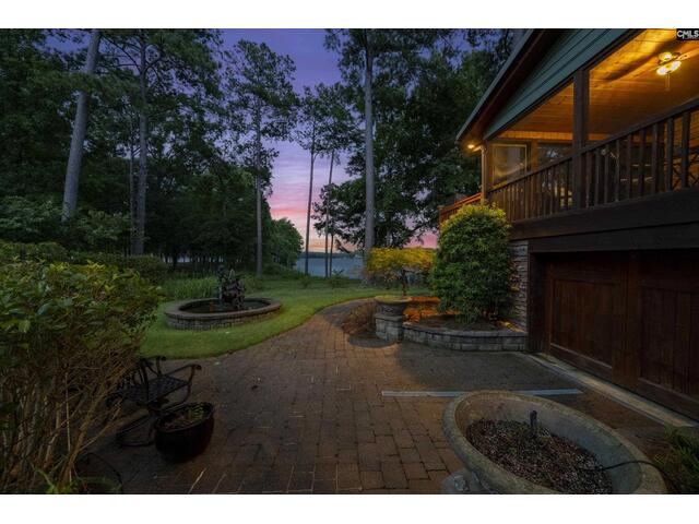 Photo of 140 Breezy Pointe Lane