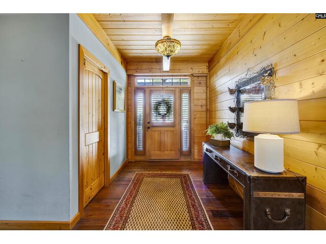 Photo of 140 Breezy Pointe Lane