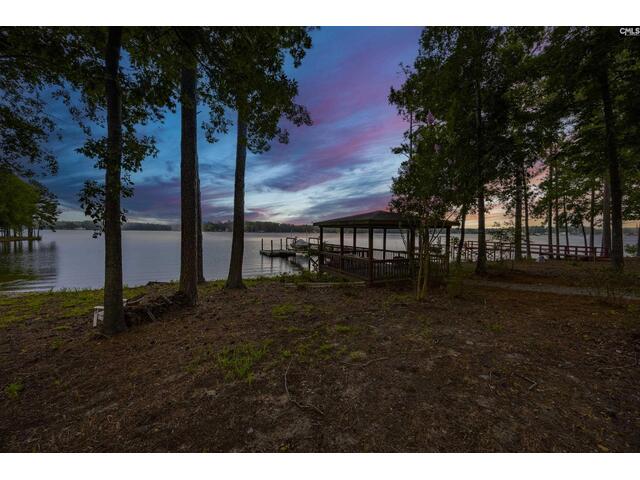 Photo of 140 Breezy Pointe Lane