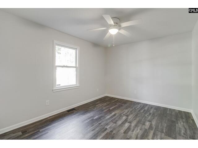 Photo of 115 Calloway Court